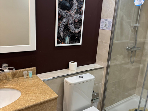 乌拉尔斯克查格拉集团酒店主图