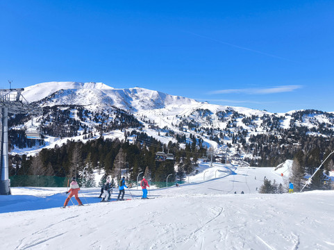 Turracher Hoehe-Turrach必去景点