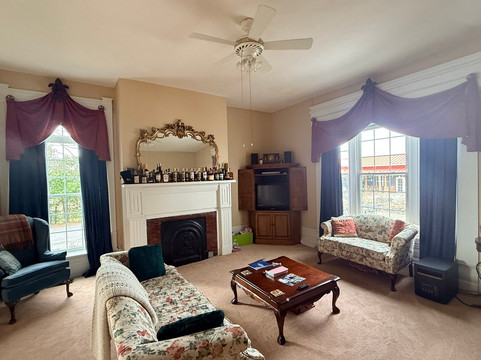 Springhill Bed & Breakfast and Winery/ Vineyards主图