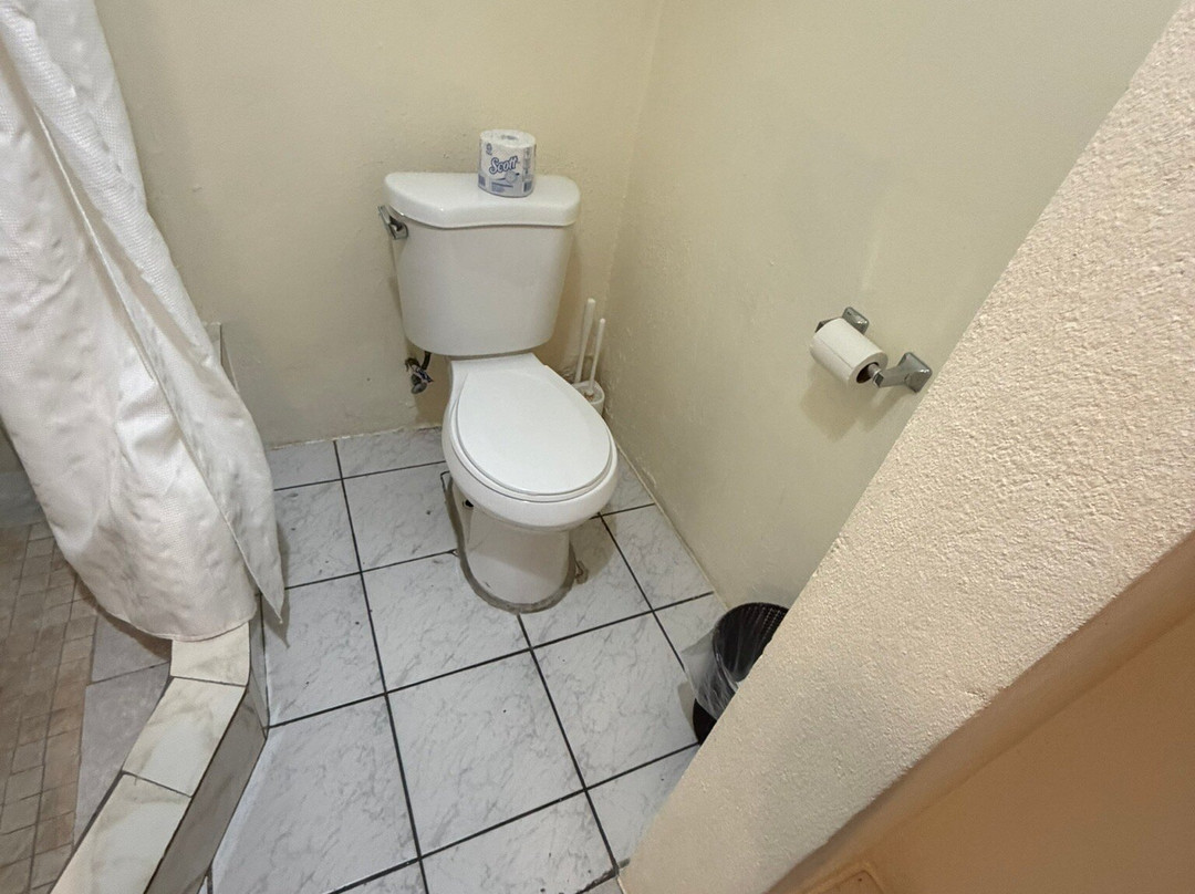 邦克山酒店主图