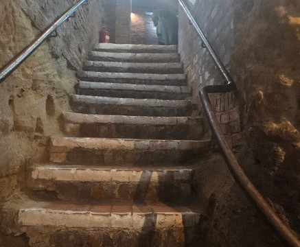 洞穴城-诺丁汉必去景点