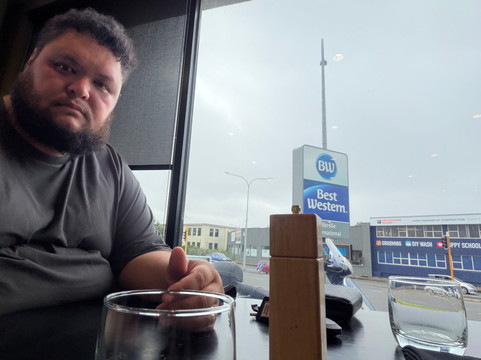 艾勒斯利国际汽车贝斯特韦斯特酒店主图