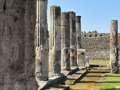 Megaride Art-那不勒斯必去景点