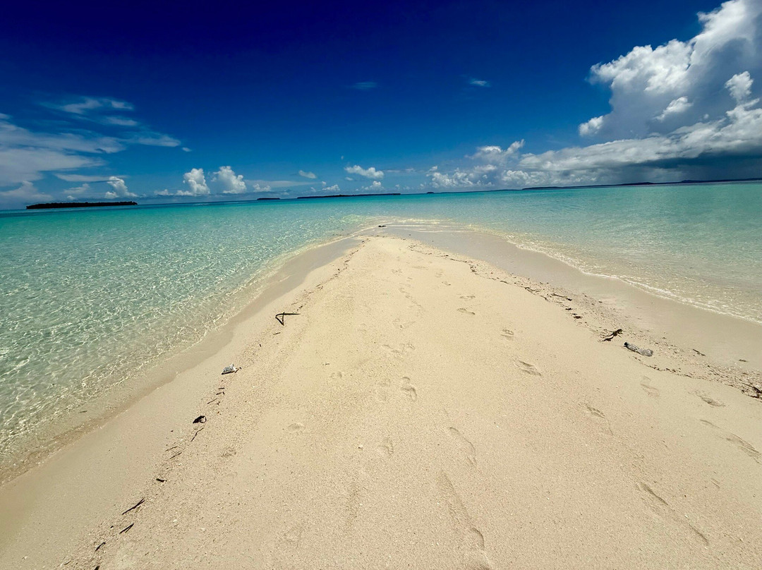 Ngurtafur Beach-Warbal必去景点