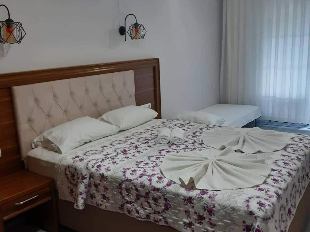 Yuvarlakcay pinar Otel