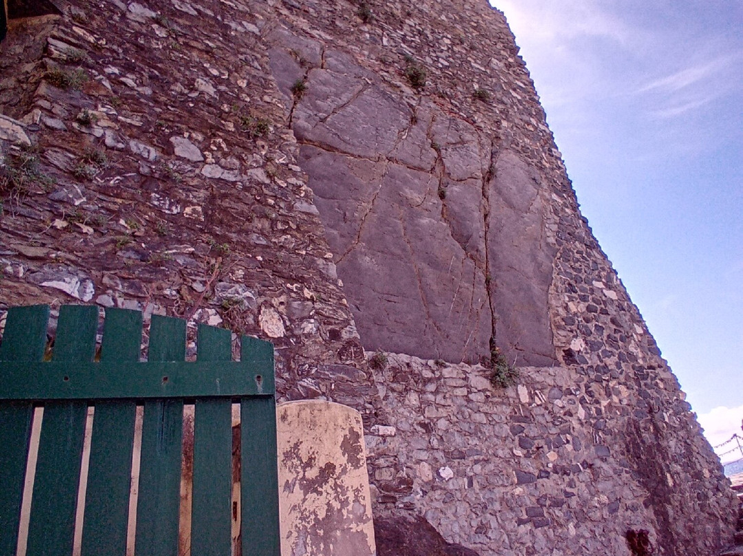 Castello Della Dragonara-卡莫利必去景点