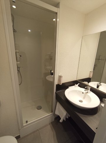 巴约讷酒店-浴室