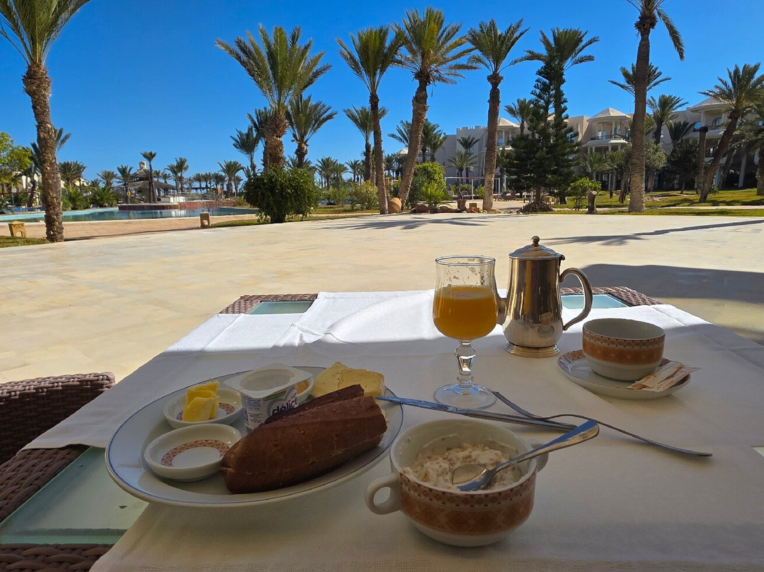 杰尔巴哈斯尔珍贵塔拉索 Spa 酒店主图