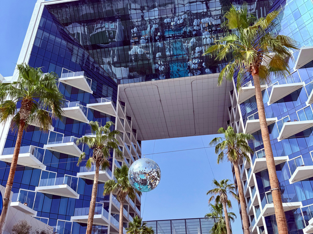 迪拜五号朱美拉棕榈酒店主图