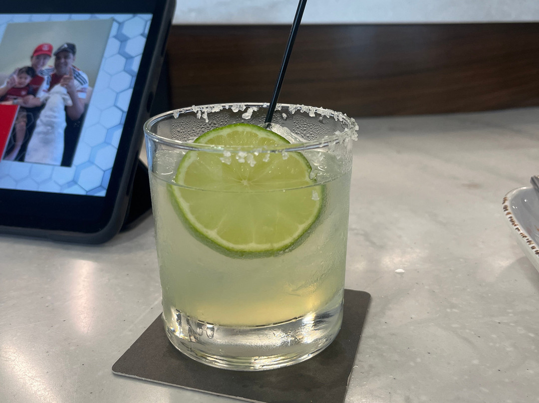 奥兰多市中心万豪万怡酒店主图