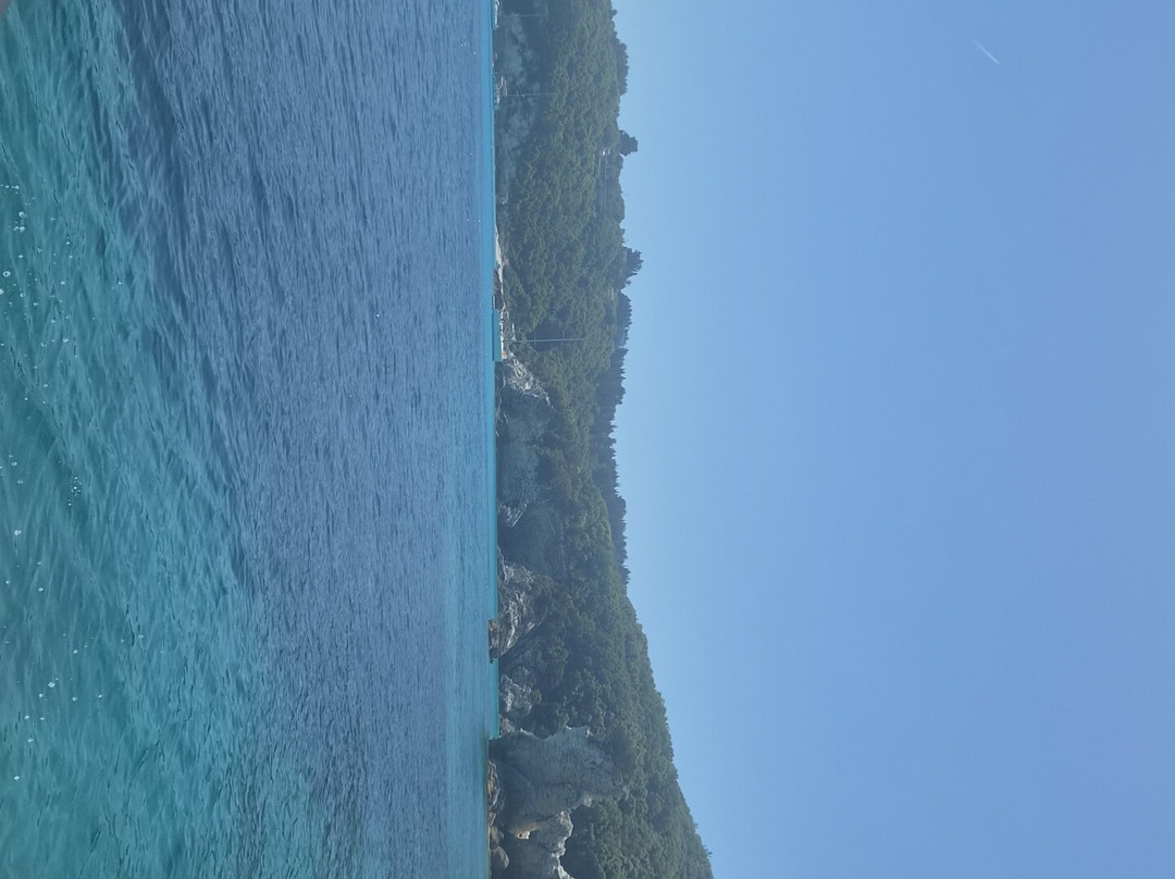 Merianos Boats & Sports-Agios Georgios必去景点