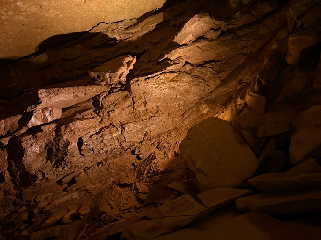 Lost River Cave-鲍灵格林必去景点