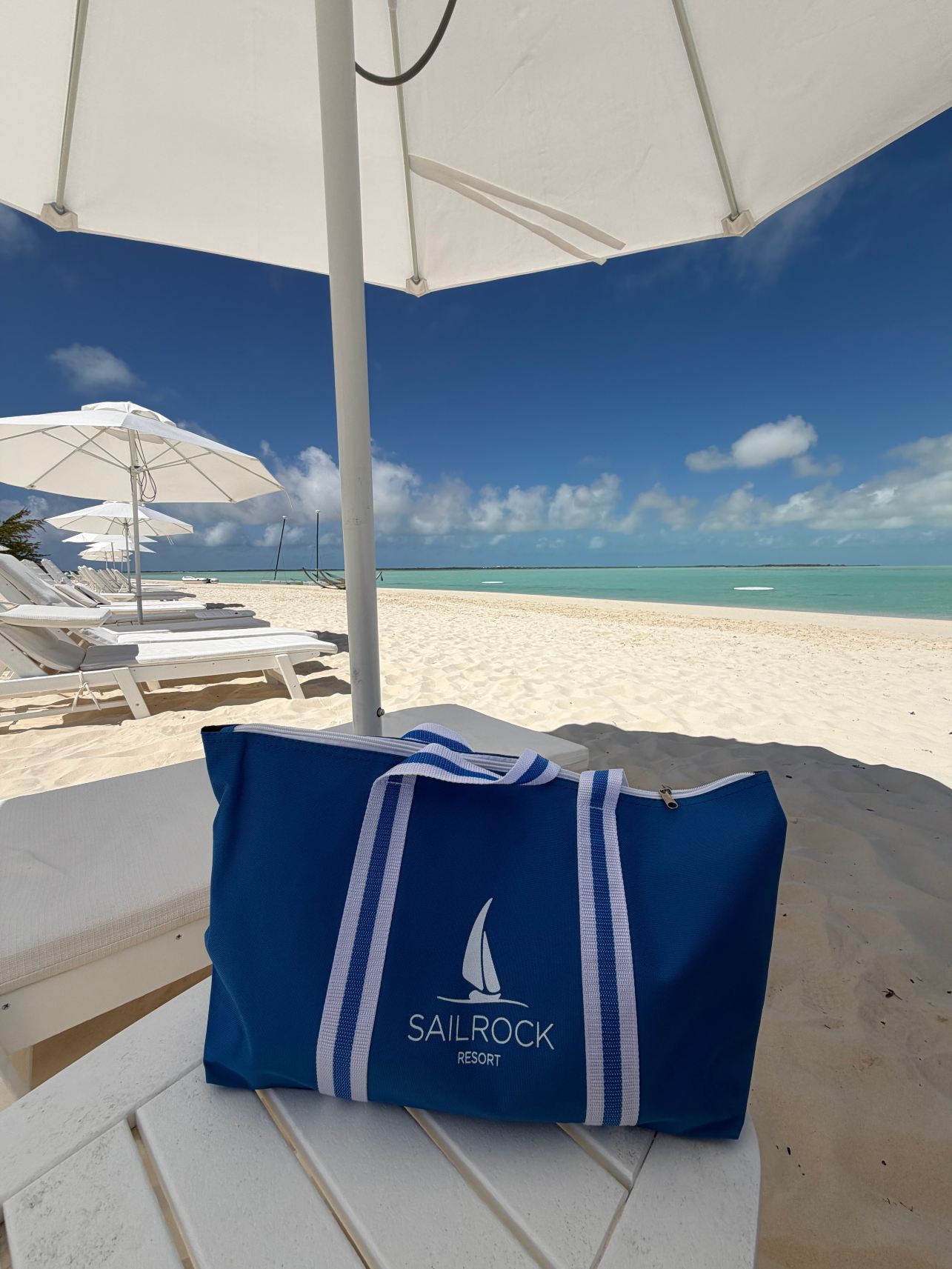 Sailrock South Caicos-泳池
