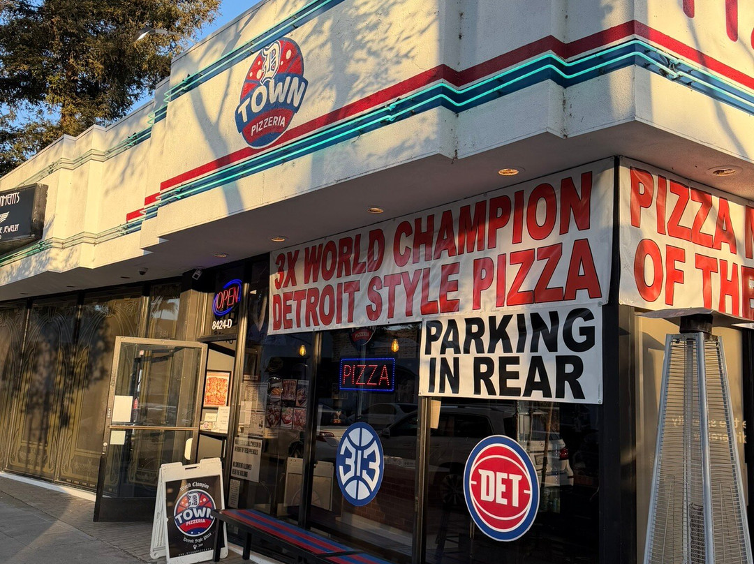 Dtown Pizzeria