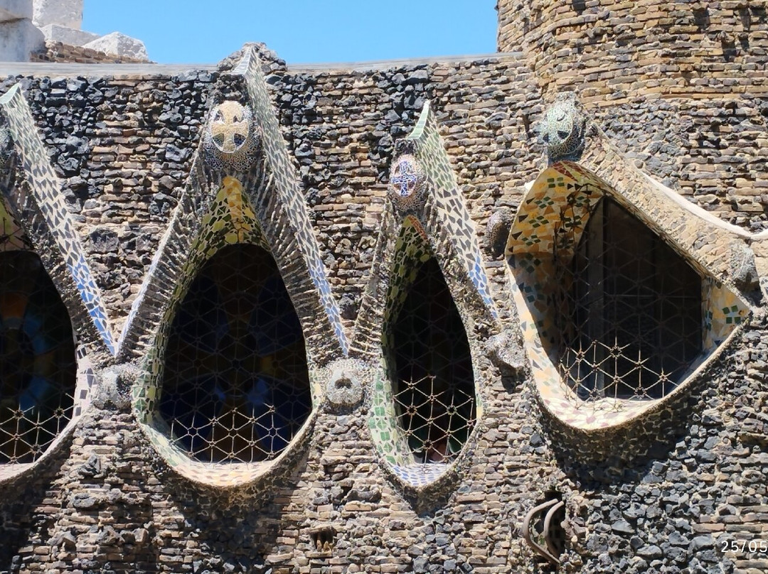 Colonia Güell-圣科洛马德塞尔韦略必去景点