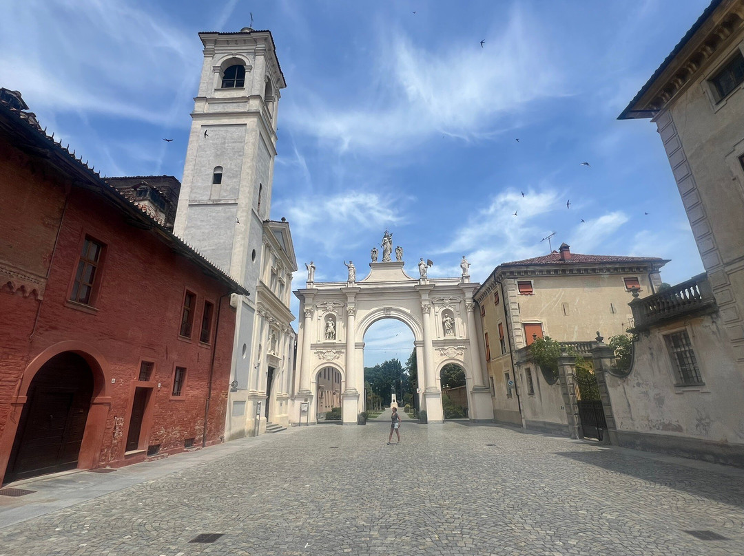 Centro Storico di Cherasco-凯拉斯科必去景点