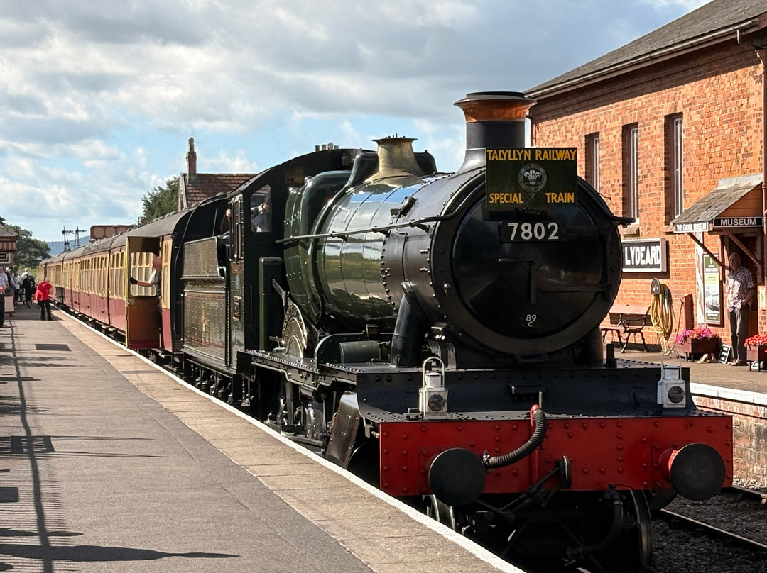 West Somerset Railway-迈恩黑德必去景点