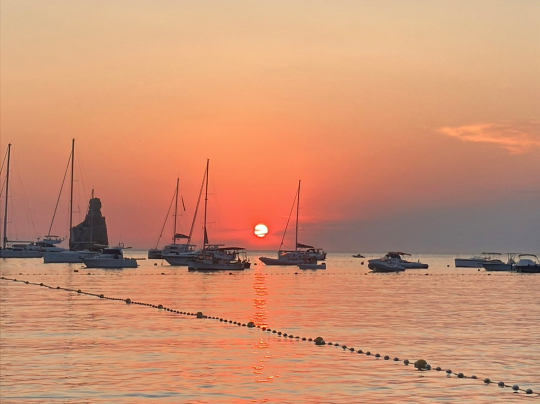 Cala Benirrás-Sant Joan de Labritja必去景点