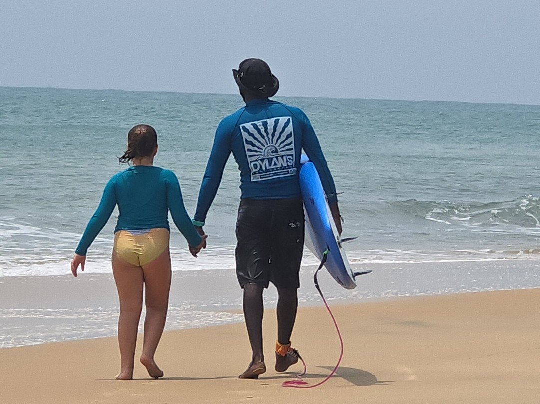 Dylan's Surf Company-阿鲁甘湾必去景点