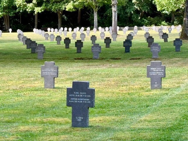 Sandweiler German Military Cemetery, Luxembourg-Sandweiler必去景点