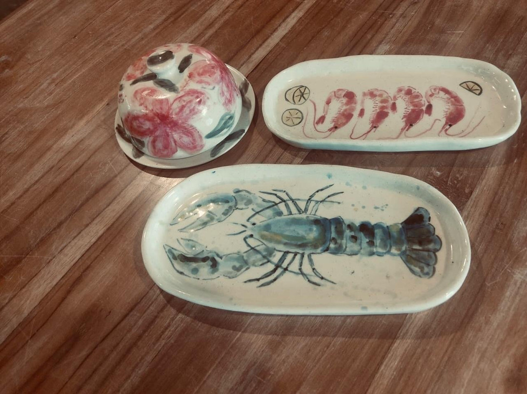 Niso Pottery