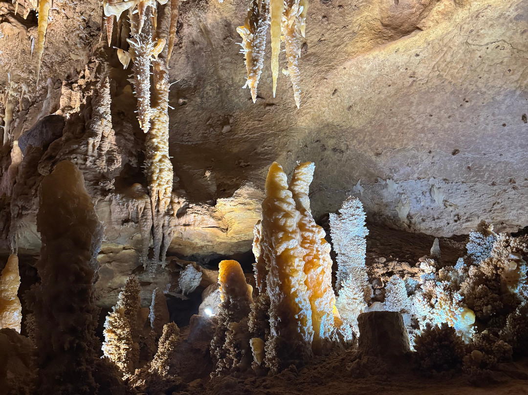 La grotte de Maxange-Le Buisson-de-Cadouin必去景点