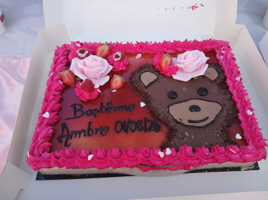 Boulangerie Pâtisserie L'amour Est Dans Le Pain