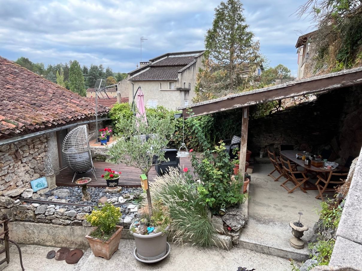 Chambre d'Hôtes les 3 Cochons d'Olt-酒店景观