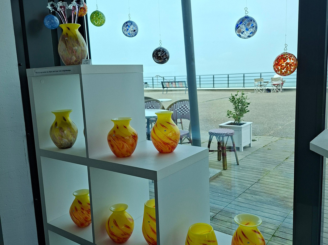 L' Atelier du verre-勒特雷波尔必去景点