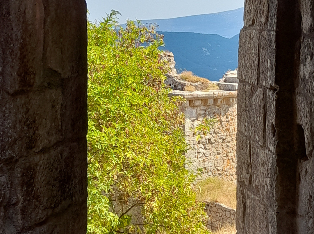 Chateau de Peyrepertuse-Duilhac-sous-Peyrepertuse必去景点