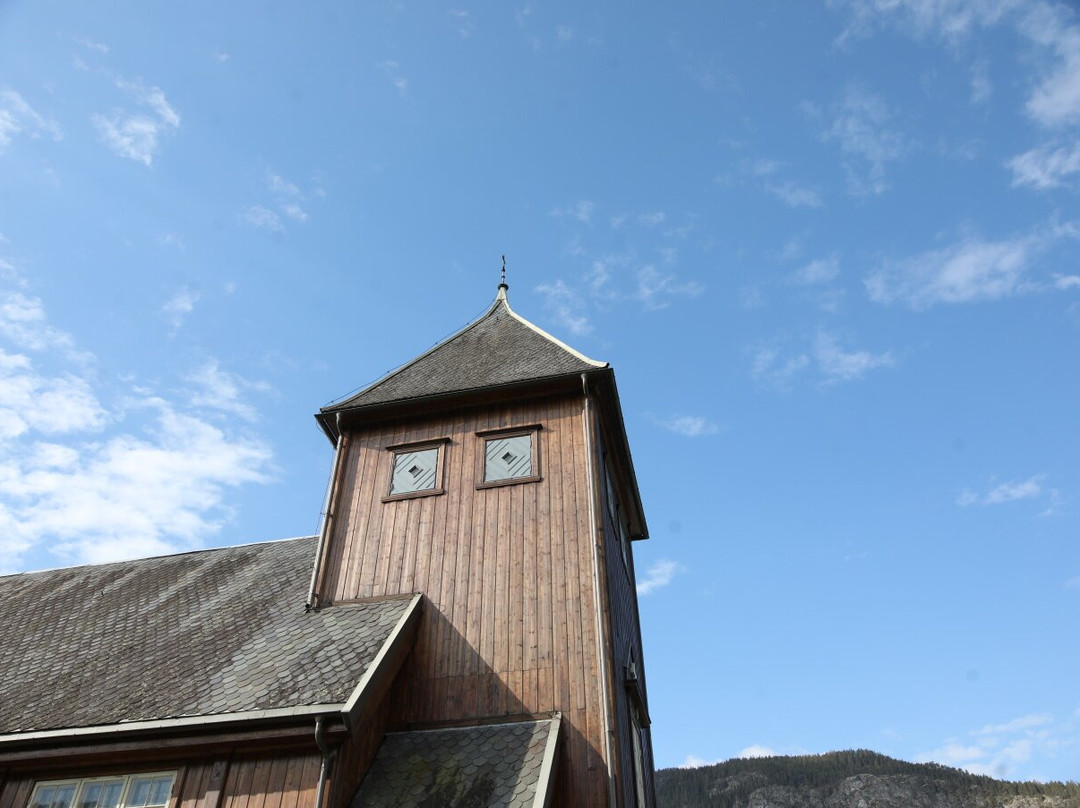 Église d'Hérad-古尔必去景点