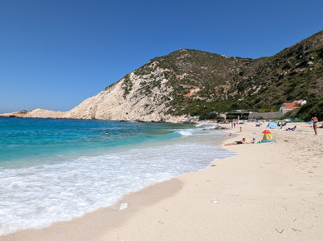 Petani Beach-Lixouri必去景点