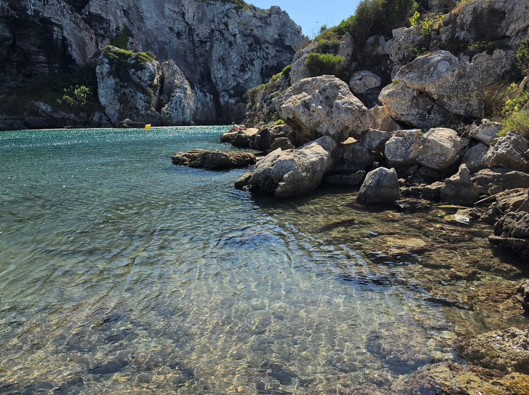 Cales Coves-阿拉约尔必去景点