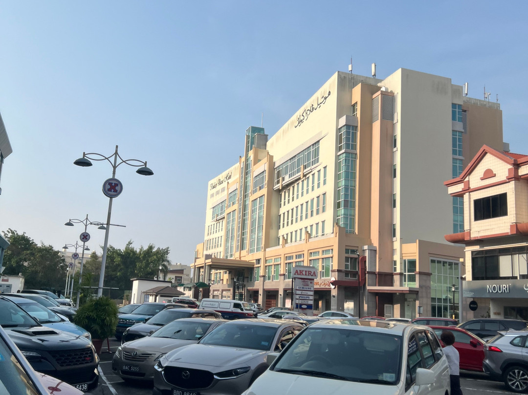 基乌拉普广场酒店主图