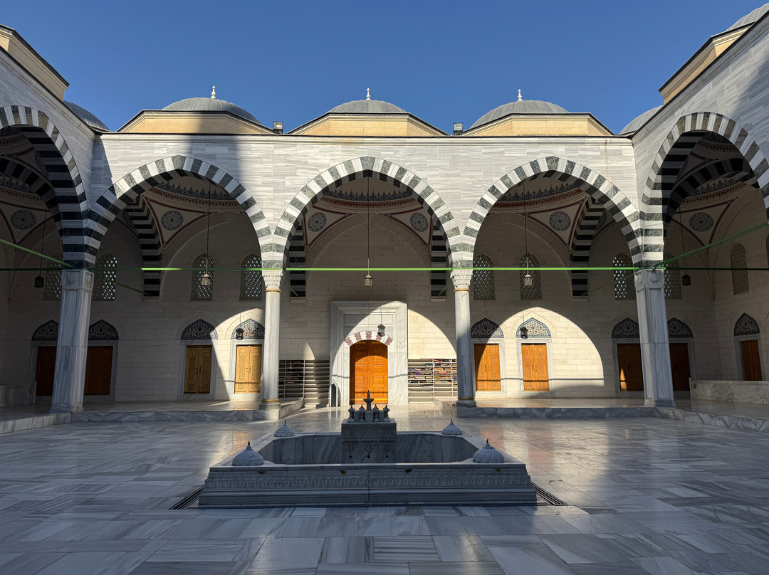 Ertugrul Gazi Mosque-阿什哈巴德必去景点