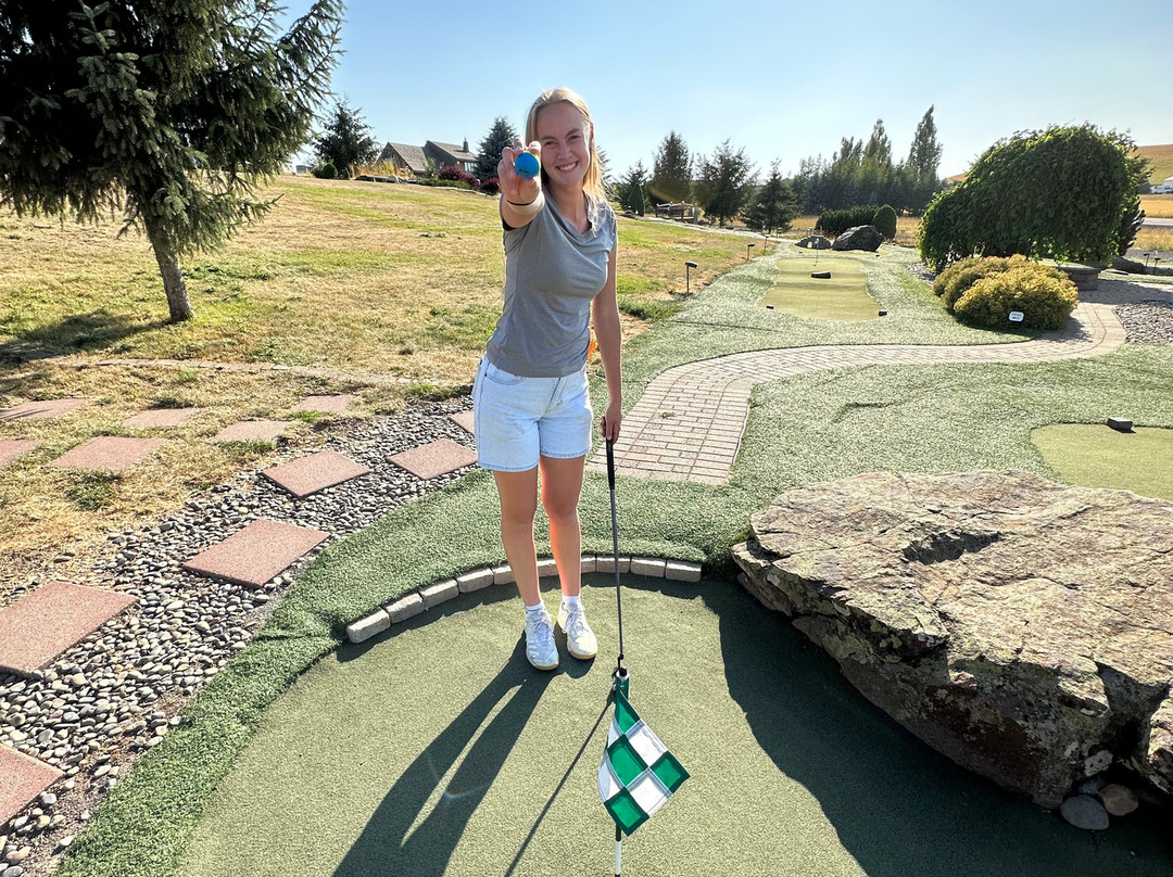Airway Hills Golf Center-普尔曼必去景点