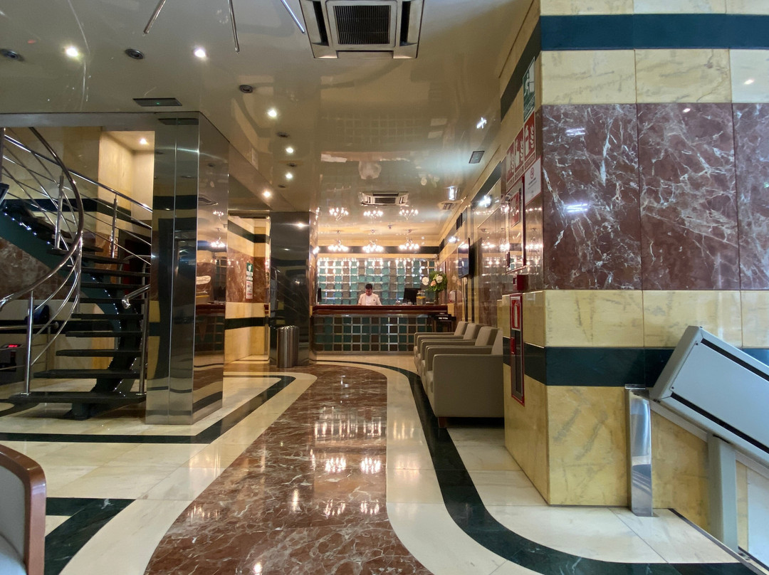 马拉加MS梅斯特兰萨酒店主图