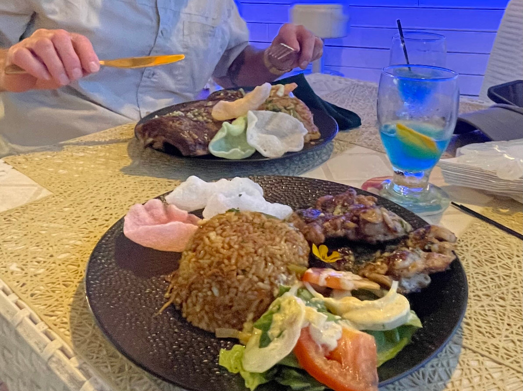 Runway Rooftop Lounge & Restaurant