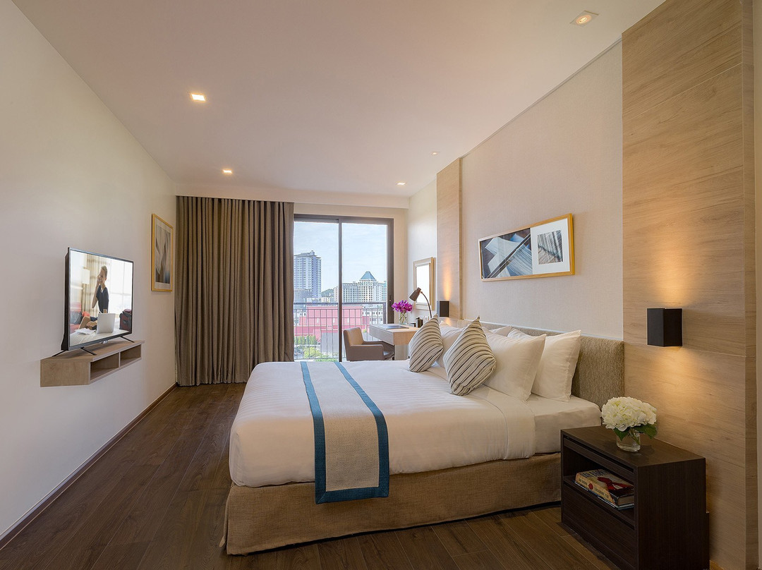 Somerset Harbourview Sri Racha主图