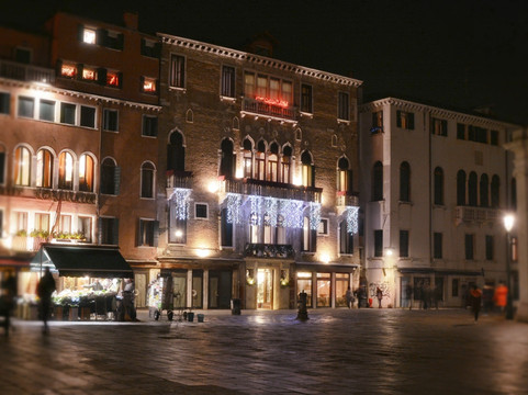 威图里宫酒店主图