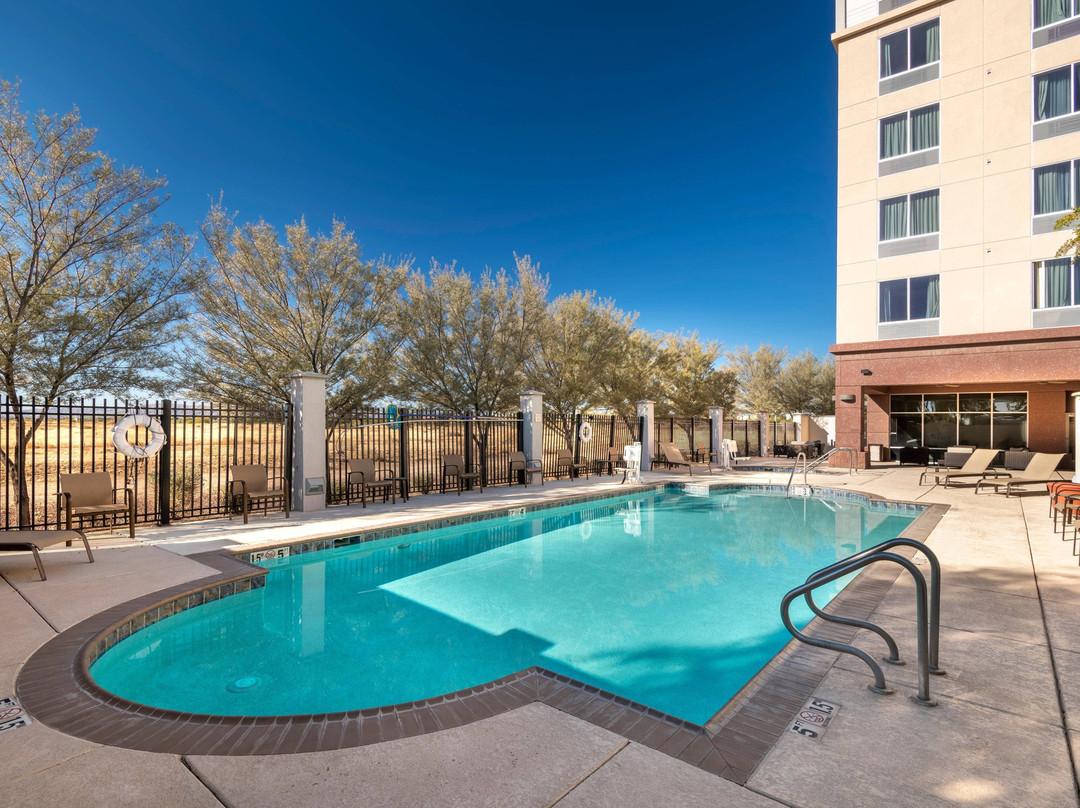 凤凰城谦德勒/时装中心万怡酒店主图