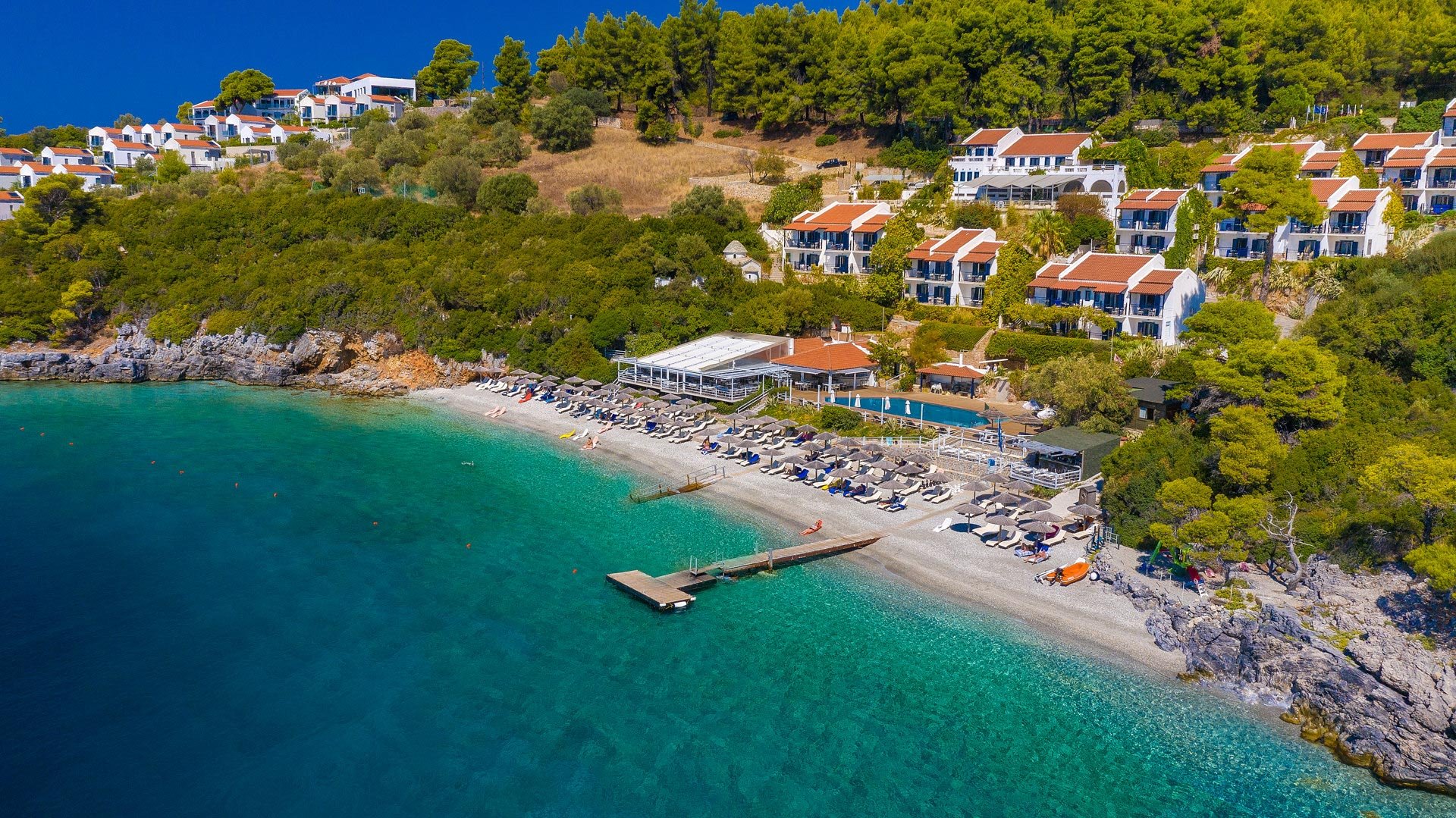 阿德里纳海滩酒店-官方