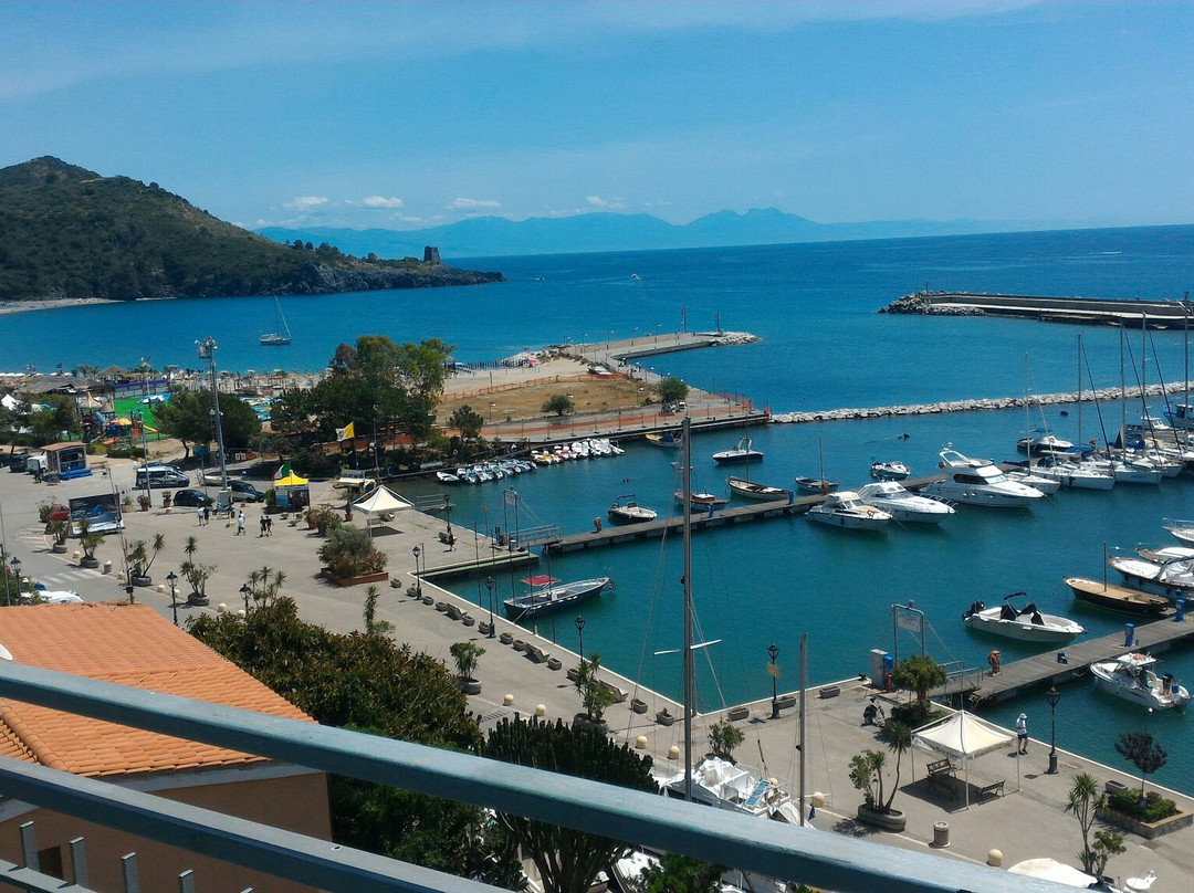 Hotel la Scogliera