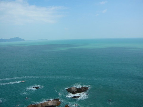 西冲海滩-深圳市必去景点