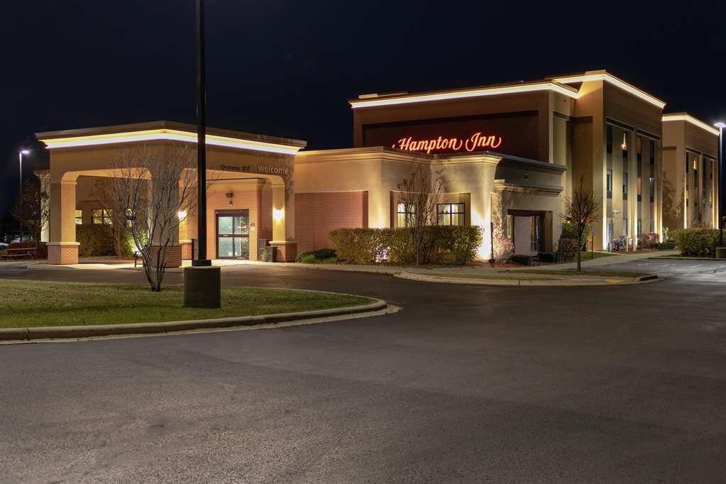 Hampton Inn Elkhorn Lake Geneva Area主图
