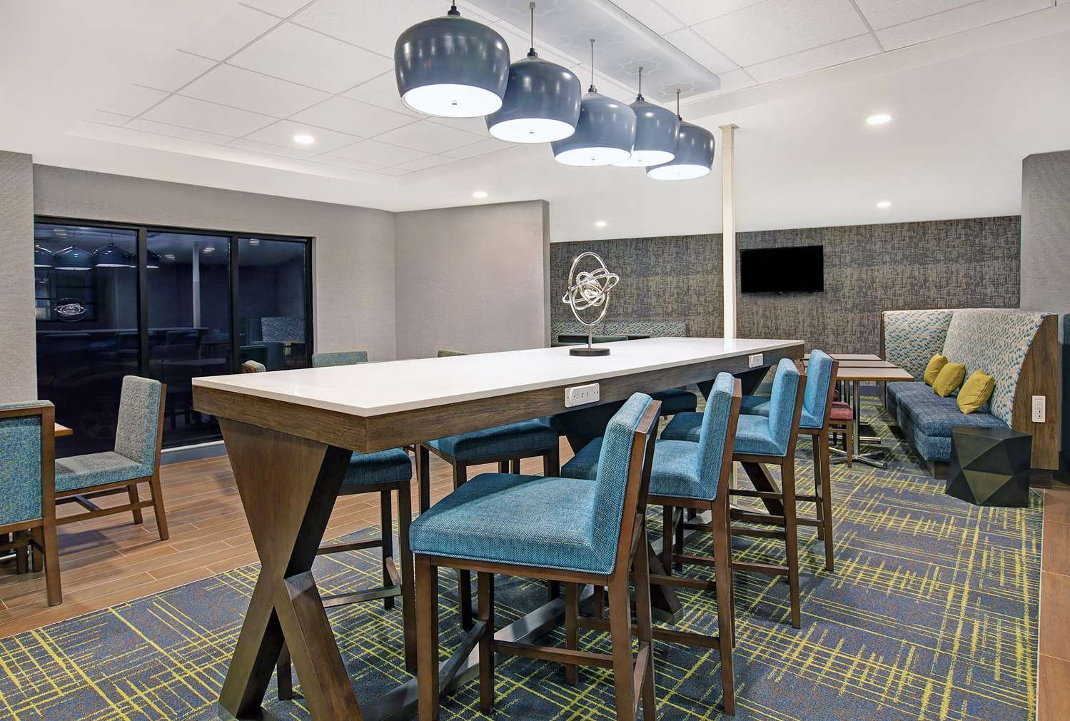 Hampton Inn Westfield-官方