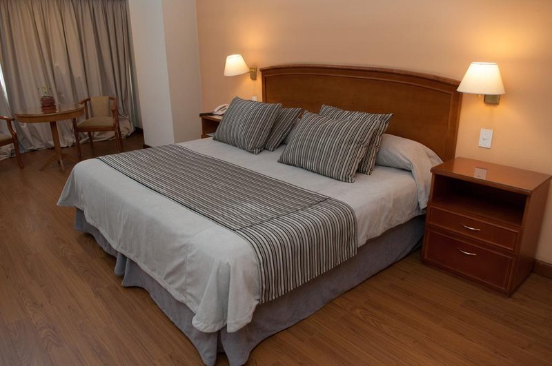 Casa Real Hotel-官方