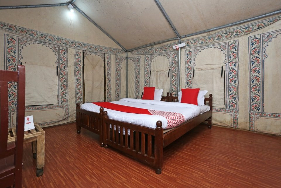 OYO 10981 Hotel Jungle Camp