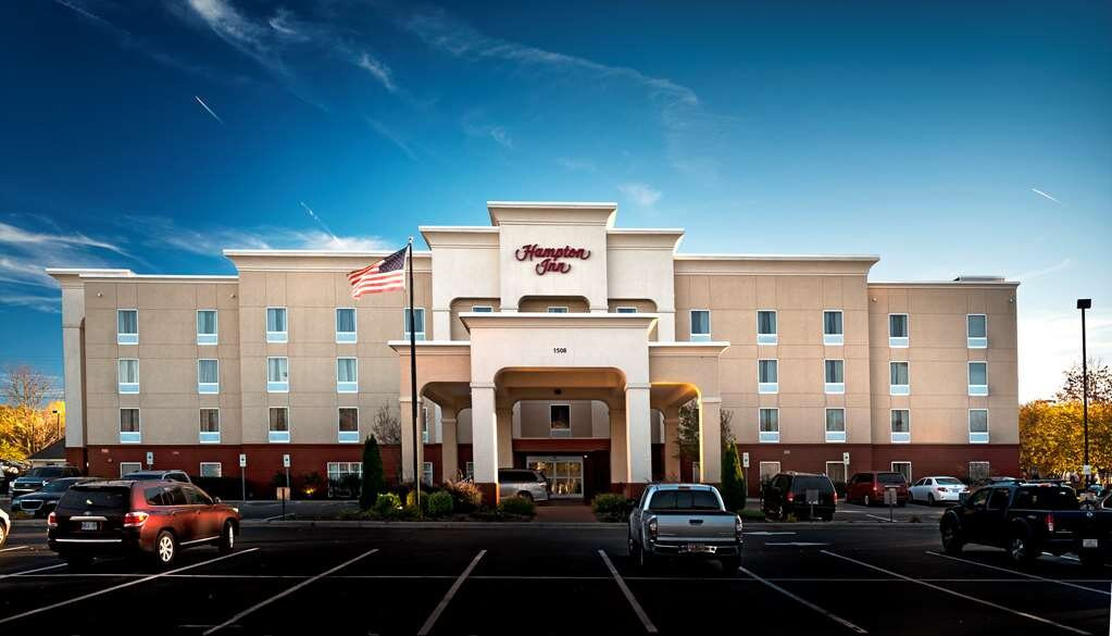 Hampton Inn Statesville主图