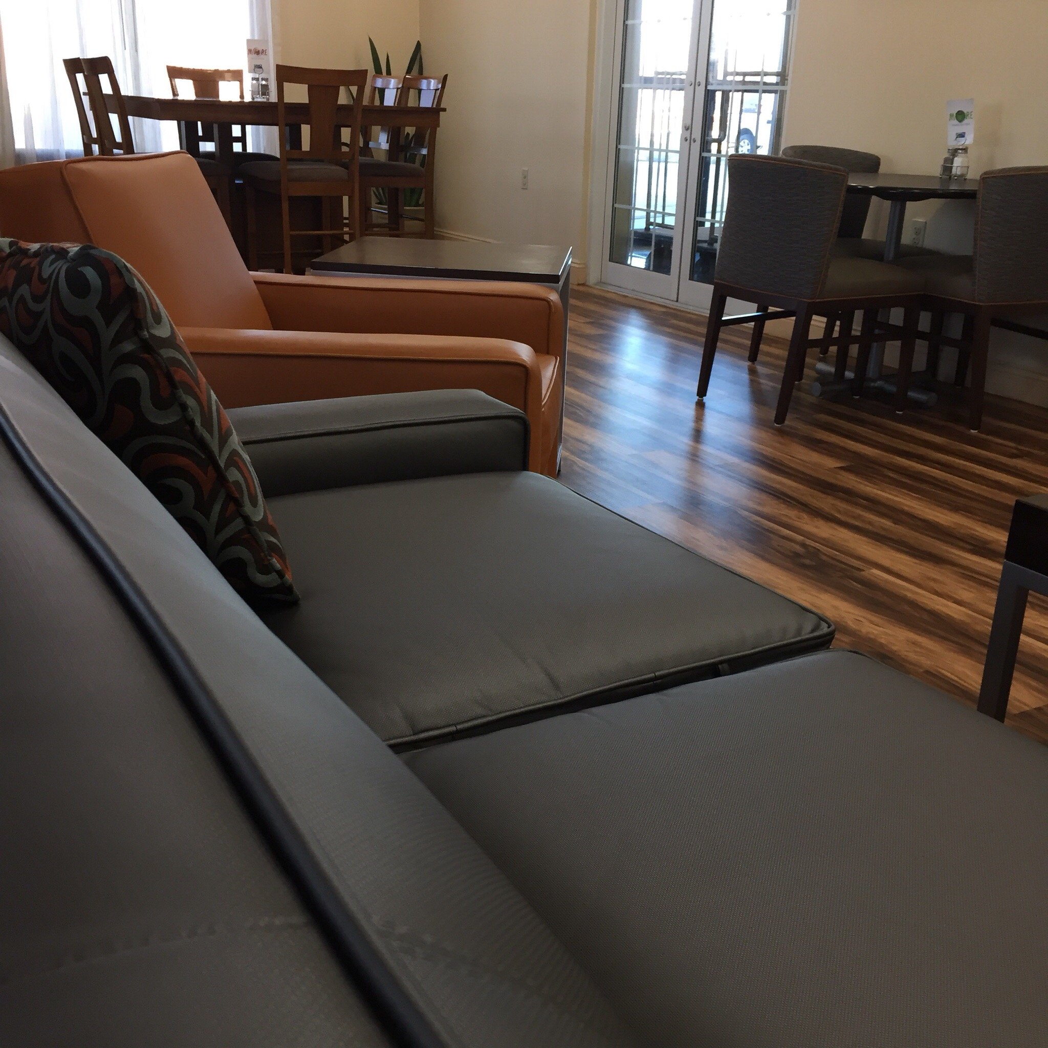 Holiday Inn Express & Suites Harrington, an IHG Hotel-餐饮